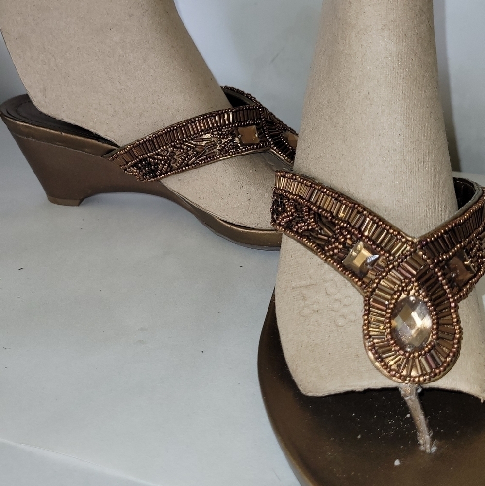 Jewel sandals flip-flops slip-on shoes 7.5